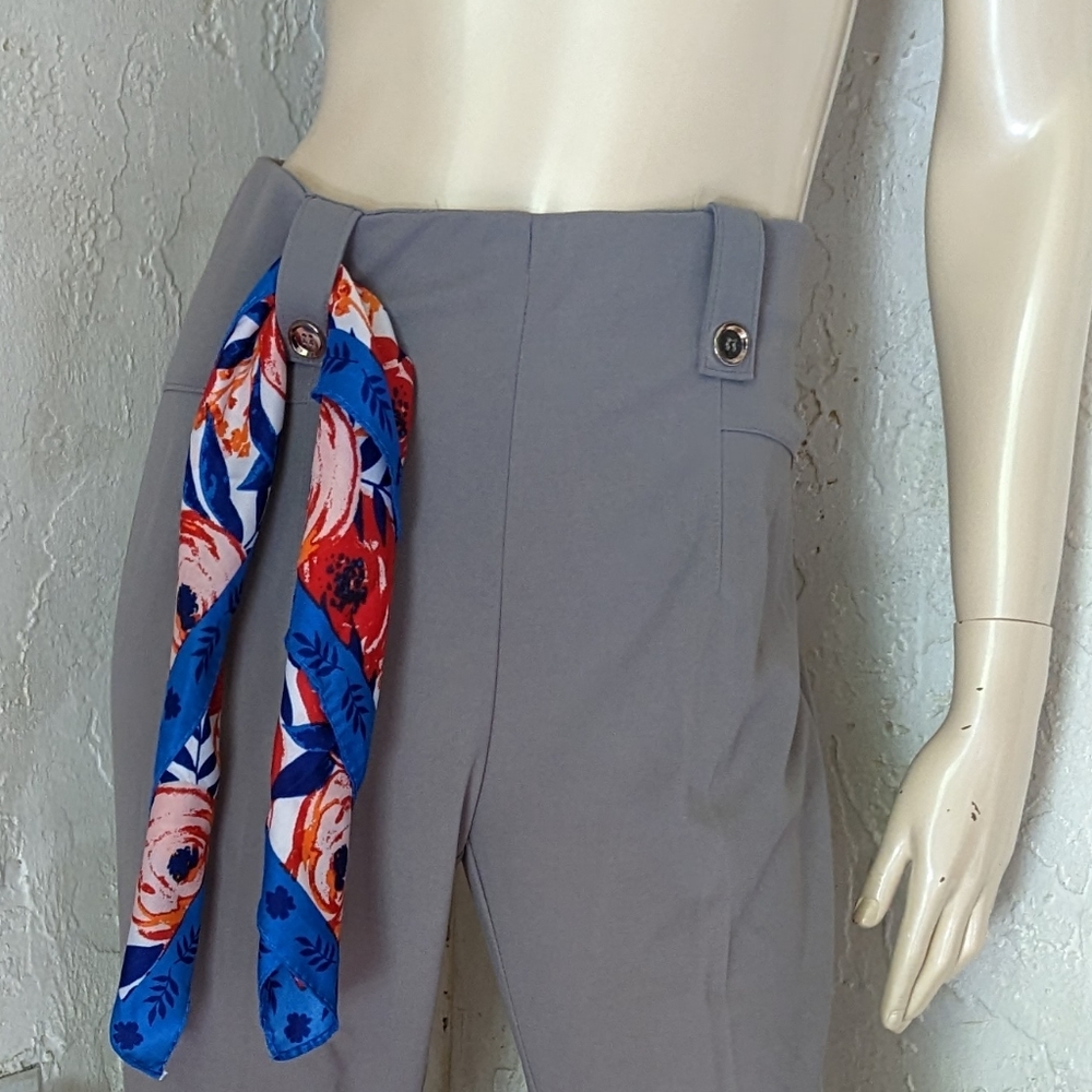Ladies Pants set - Picture 9 of 10